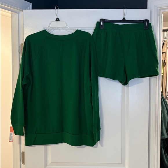 Colsie Set - Picture 5 of 6